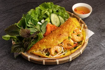 Bánh xèo Vietnamese crepe
