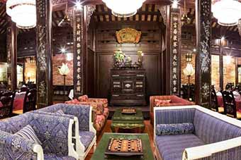 Ancient Hue restaurant dining room